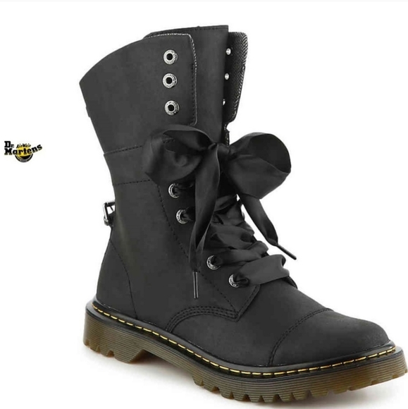 dr martens yuba boots